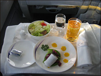 20111101-Wikicommons China AirlinesDynastyClass.JPG
